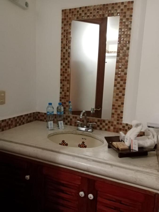 Suites Pancho Villas Bacalar - Lagoon View Bagian luar foto