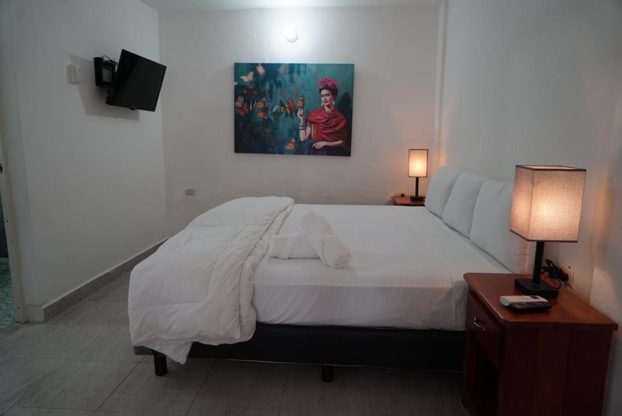 Suites Pancho Villas Bacalar - Lagoon View Bagian luar foto
